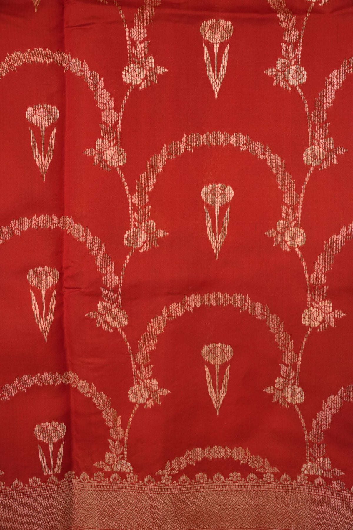 Banarasi Silk Saree - Elegant Red Color