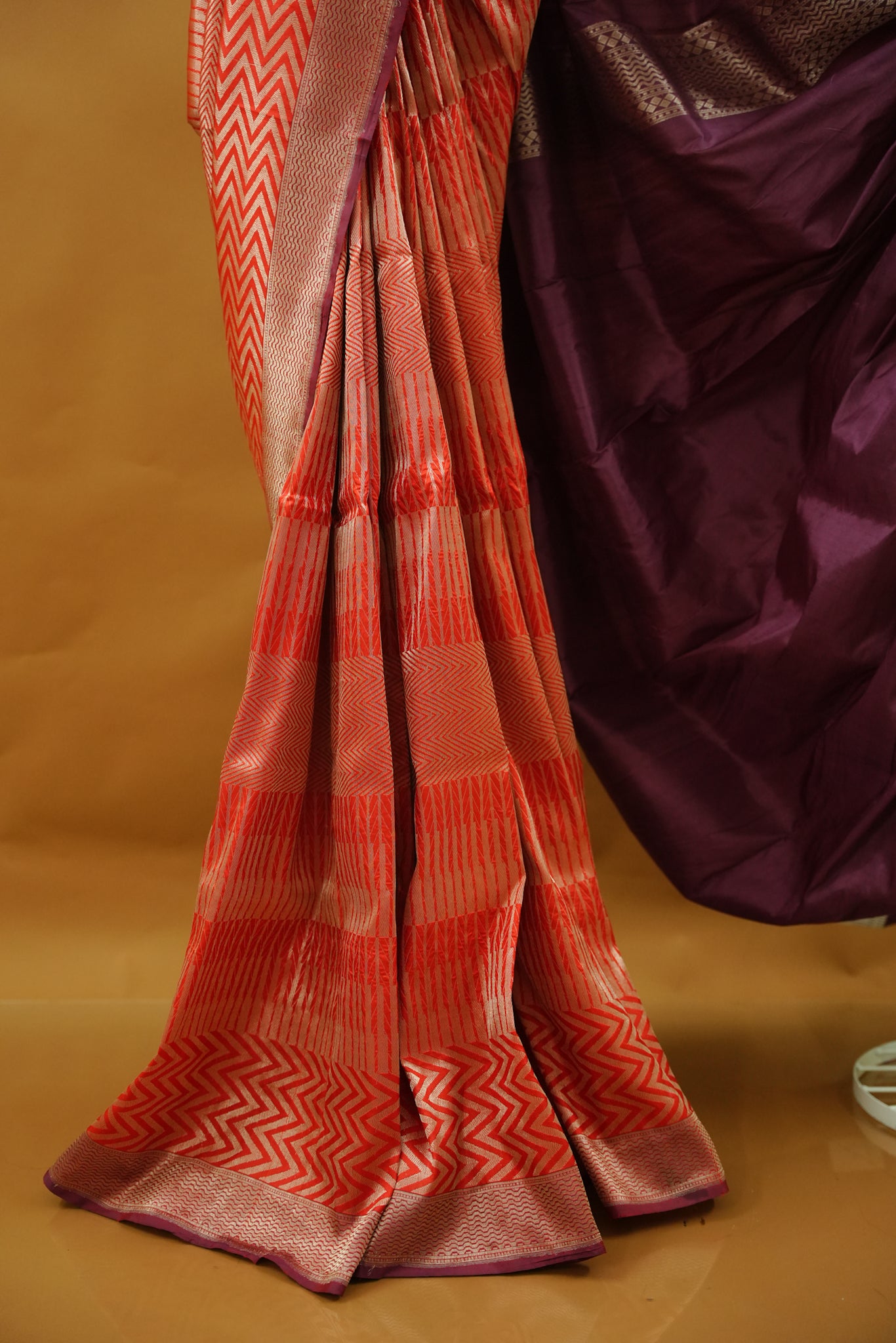 Banarasi Pattu - Red & Wine