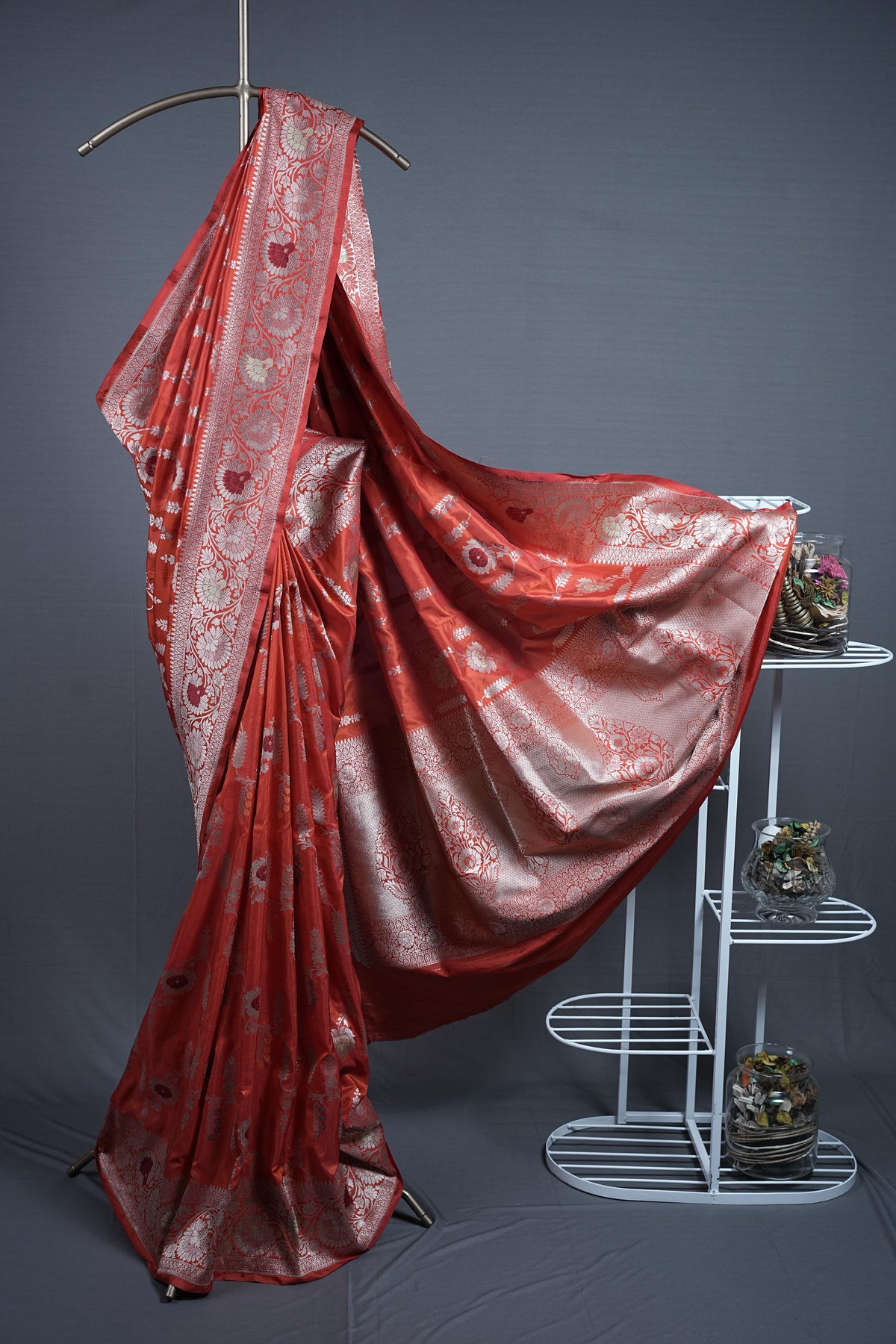 Banarasi Ektara Silk - Red